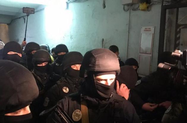 По месту проживания Антоненко проведены следственные действия