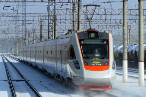 Укрзалізниця вже призначила 19 додаткових поїздів на період зимових свят