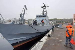 Катери українських ВМС класу "Island" "Слов'янськ" і "Старобільськ" прибули у військову гавань