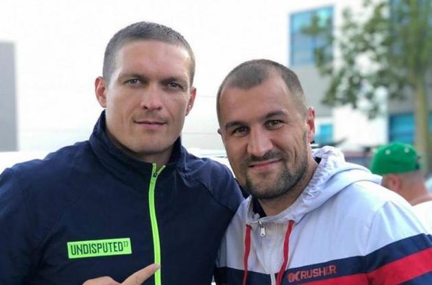 Российский боксер пожелал Усику удачного дебюта в супертяжелом весе