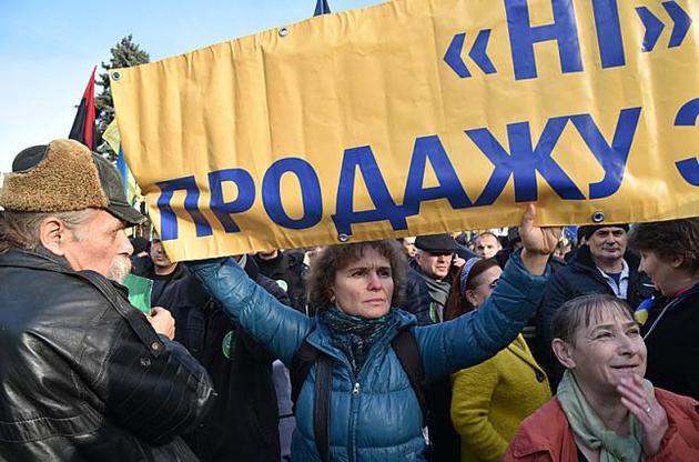 При открытии рынка земли для иностранцев существенно цена земли не изменится