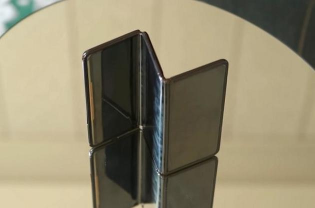 Смартфон можна зігнути буквою Z