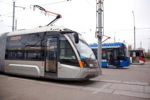 Движение скоростного трамвая на Борщаговку возобновят до 1 октября