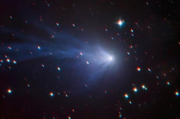 Астрономы получили снимок "голубой кометы"