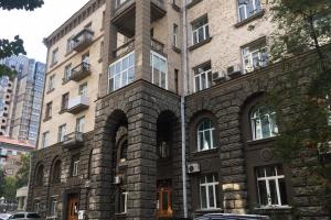 Ексдепутата затримали у справі про привласнення державного приміщення на Банковій