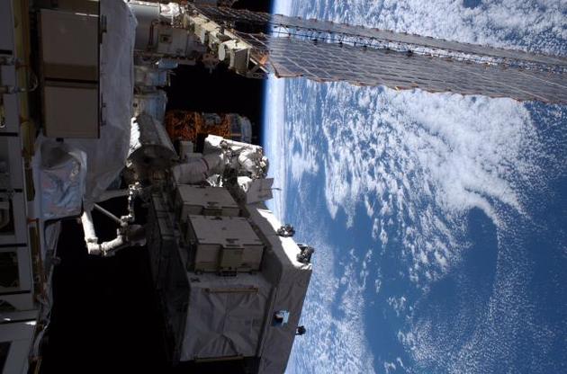 Опубліковано знімок астронавтки NASA під час "космічної прогулянки"