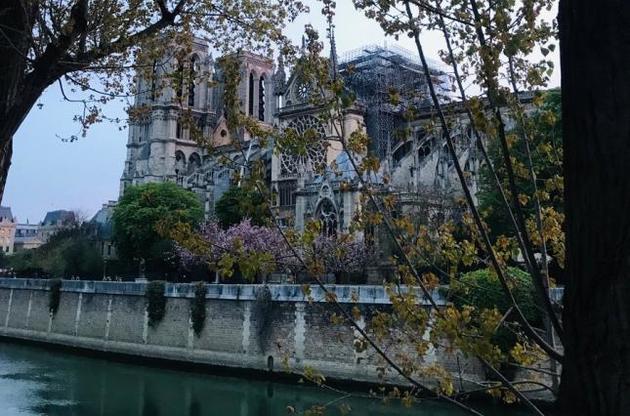 Нотр-Дам де Пари включили в список достопримечательностей, которые находятся под угрозой