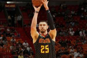 Украинец Лень набрал 17 очков в матче НБА