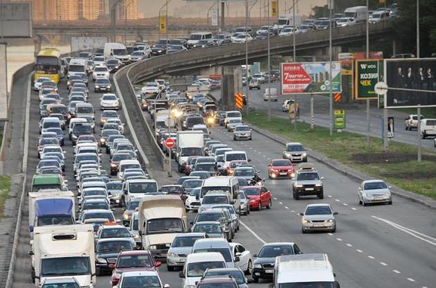 Столиця часто стоїть в пробках