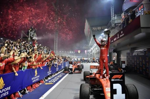 Формула-1: Феттель став переможцем Гран-прі Сінгапуру