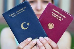 В Германии предлагают полностью запретить двойное гражданство