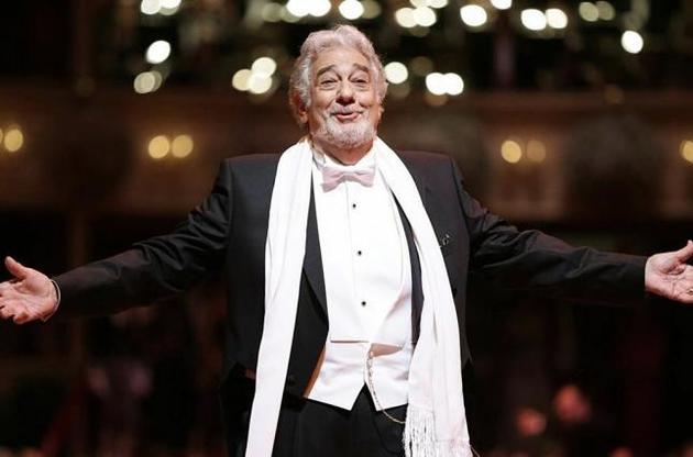 Пласидо Доминго ушел с поста главы Лос-Анджелесской оперы после обвинений в домогательствах