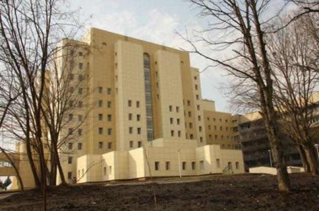 Не все люди до сих пор имеют возможность оплатить дорогостоящее лечение