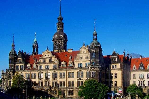 Воры проникли в музей через окно