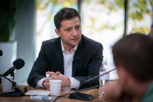 Зеленський про особливий статус Донбасу: "Закон буде продовжено на рік"
