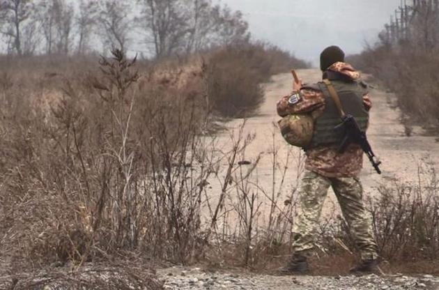 Боевики в Донбассе четыре раза обстреляли украинские позиции, потерь нет — штаб ООС