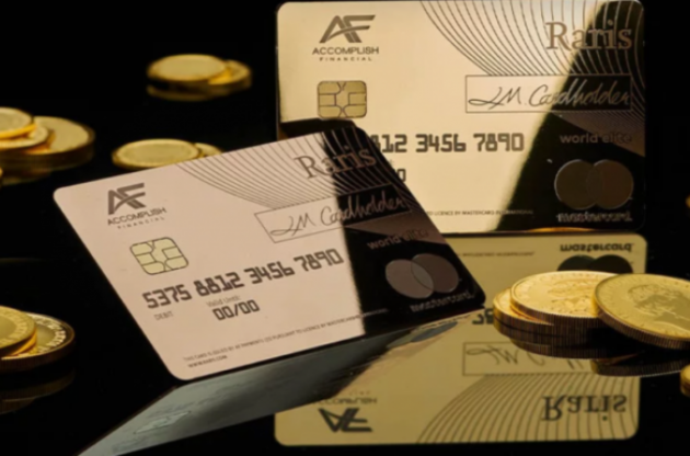 Карта рассчитана на любителей роскоши и уже пользуется спросом