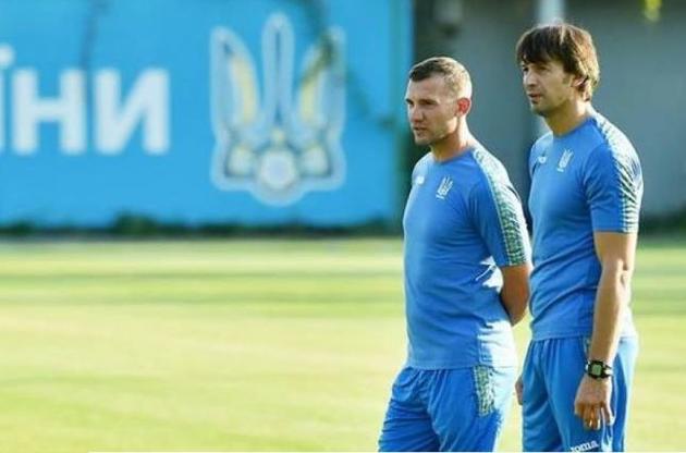 Тренеры сборной Украины провели 225 матчей на двоих