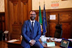 Міністр освіти Італії пішов у відставку через скорочення витрат на освіту