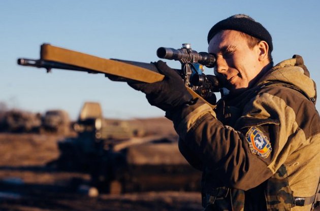 Боевики обстреляли Крымское из снайперских винтовок, есть потери