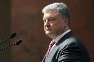 Адвокат Порошенко назвал подозрение подопечному "конвульсиями Трубы"