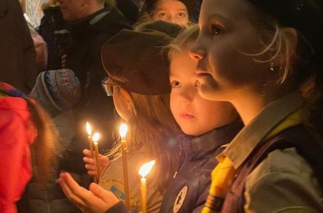 Украинские скауты поздравили бойцов с рождественскими праздниками