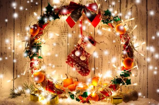 Подготовиться к новогодним праздникам помогут любимые рождественские песни
