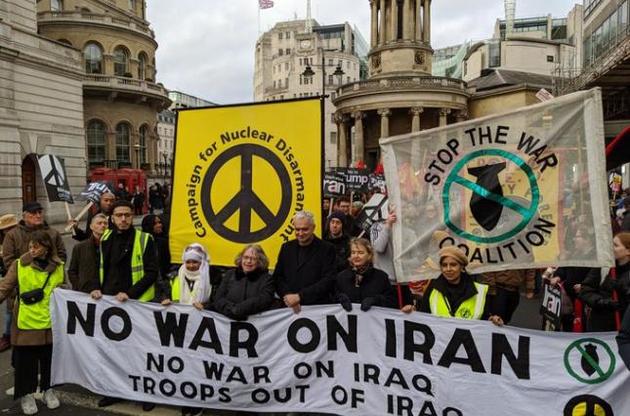 Утром 8 января в Иране потерпел крушение самолет МАУ