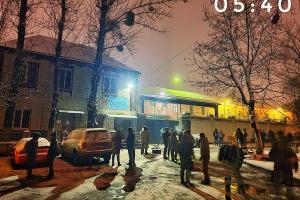 Возле Лукьяновского СИЗО в Киеве заканчивают протест против обмена экс-беркутовцев
