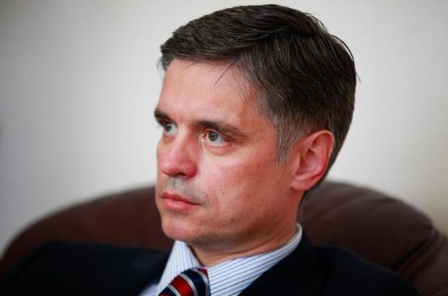 Пристайко зазначив, що Крим обговорюють на інших майданчиках