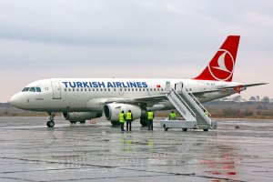 Турецкая авиакомпания приостановила полеты в Украину