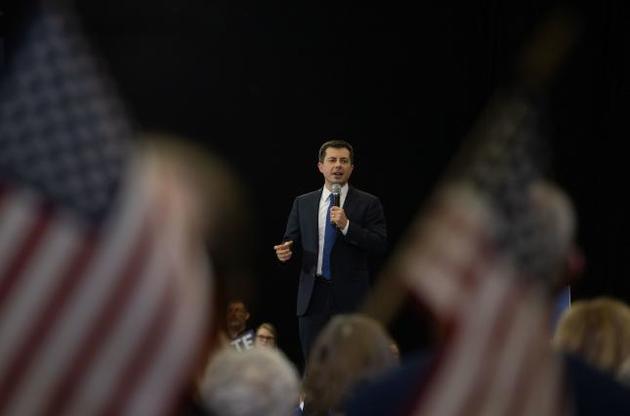 Пит Буттиджич опережает Берни Сандерса на 0,1%