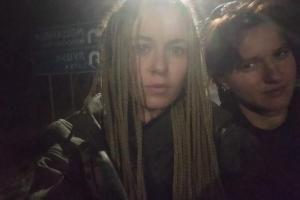 Госпітальєрку та волонтерку із зони ООС висадили з автобуса заради російського серіалу