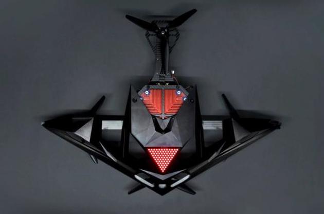 Дрон под управлением человека преодолел дистанцию в два раза быстрее