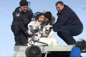 Астронавт-рекордсменка NASA повернулася на Землю