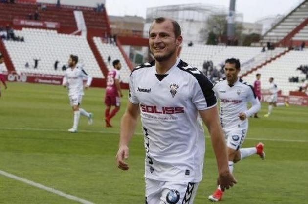 Зозуля в позапрошлом году находился в составе "Райо", но не играл за команду