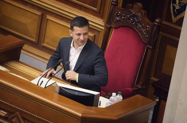 Зеленский зарегистрировал на 25% больше законопроектов,чем Порошенко