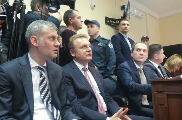 Суд назначил мэру Львова залог в размере более миллиона гривень