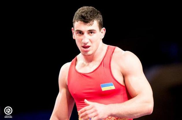 Український борець Новіков виграв чемпіонат Європи