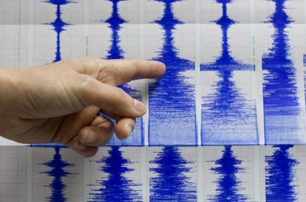 В Индонезии произошло мощное землетрясение магнитудой 7,4