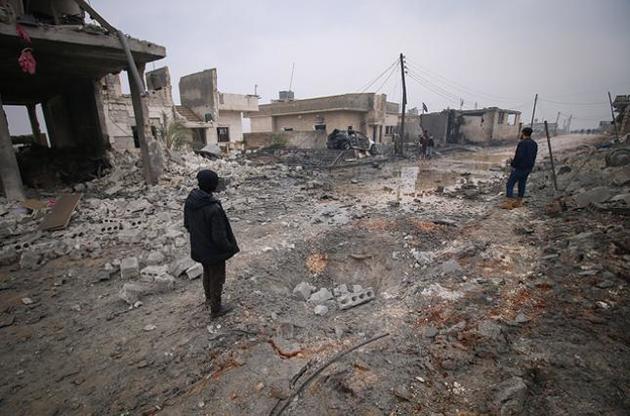 Российская авиация бомбила очищенный от боевиков город на севере Сирии