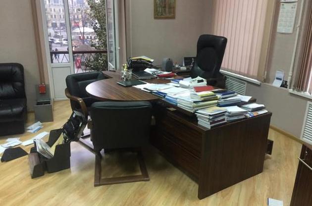 Неизвестные ночью ограбили офис Национального союза журналистов – Томиленко