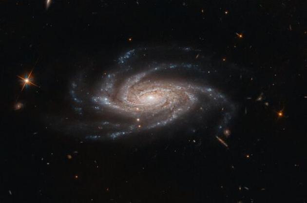 "Хаббл" зробив знімок галактики "з розкритими обіймами"
