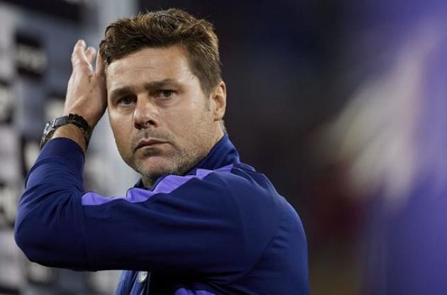 Почеттіно працював у Лондоні п'ять років