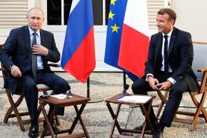 Макрон ждет, что Россия станет конструктивным игроком европейской безопасности