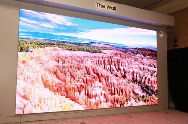 На CES представили телевизор диагональю семь метров