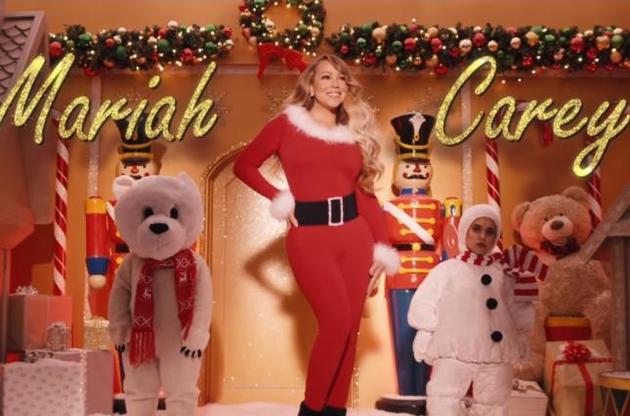 Мэрайя Кэри представила новый клип на песню All I Want For Christmas Is You