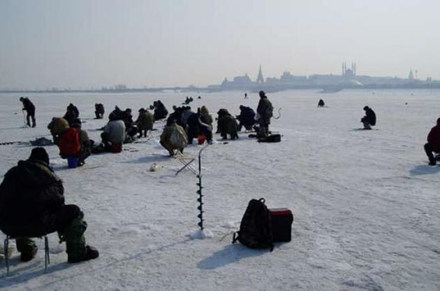 В Україні за добу втопилося п'ятеро любителів зимової риболовлі