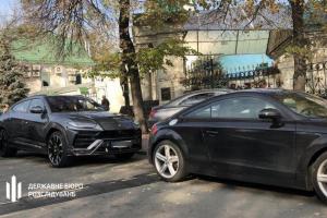 Суд  арестовал элитный автопарк экс-депутата Микитася — СМИ