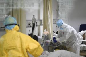 Китай заявляет о преодолении пика эпидемии коронавируса
